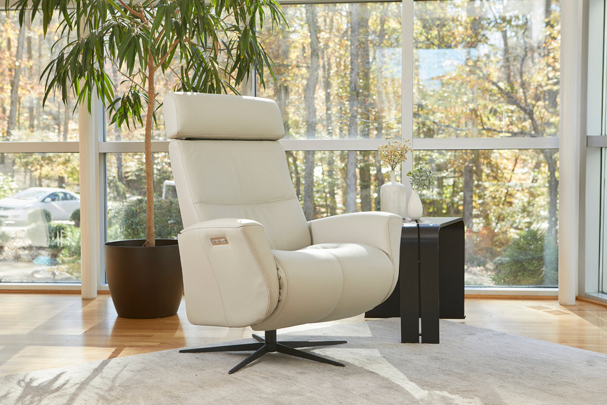 Magnus Swivel Recliner - Medium